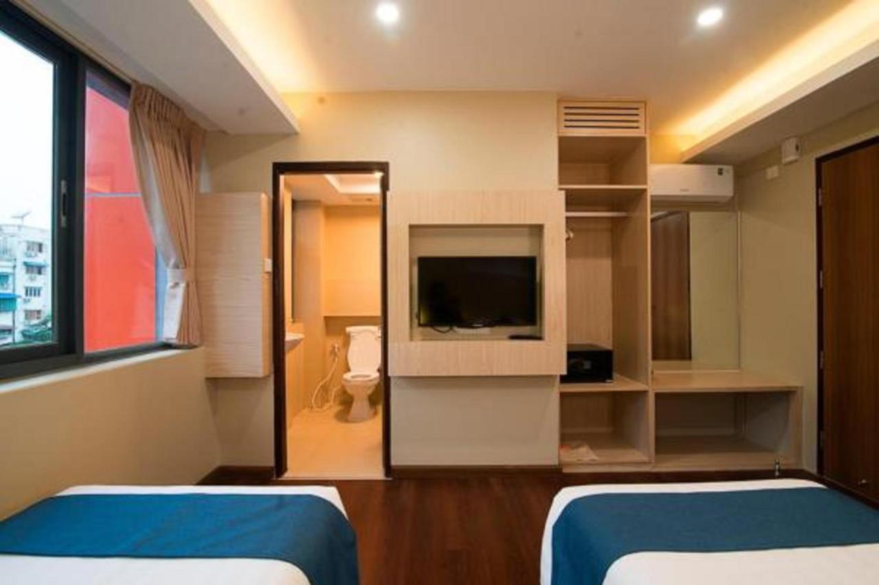 Eastern Hotel Yangon Exterior photo