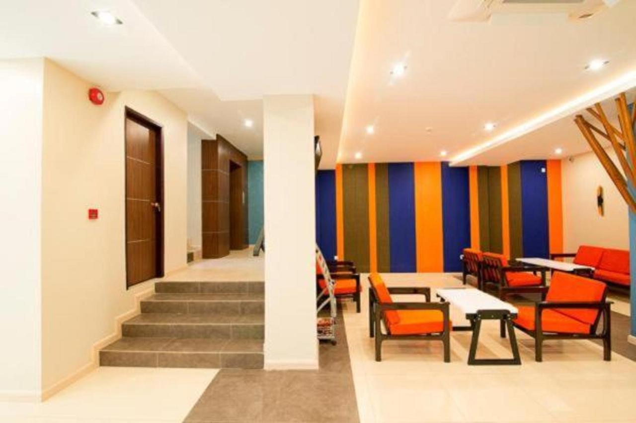 Eastern Hotel Yangon Exterior photo